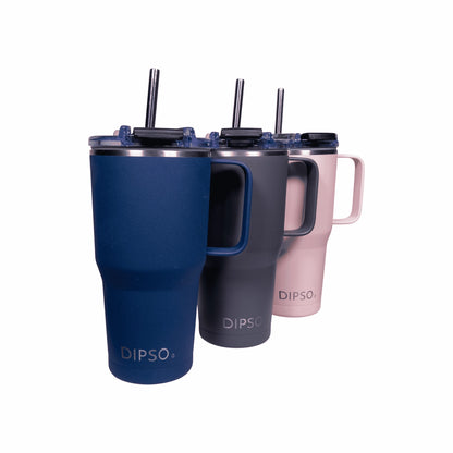 Tazas térmicas de acero inoxidable Dipso Tanquer en colores rosa palo, gris y azul marino, disponibles en 600ml y 900ml, con tapa roscada, asa y pajita reutilizable.